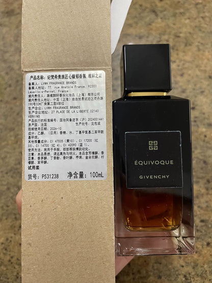 050926-111 Givenchy Gaudin Aristocratic Ingenuity