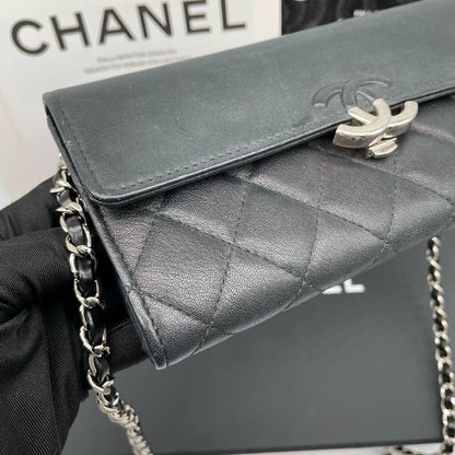 051124-31 Auth CHANEL CF CC Classic Long Flap Wallet