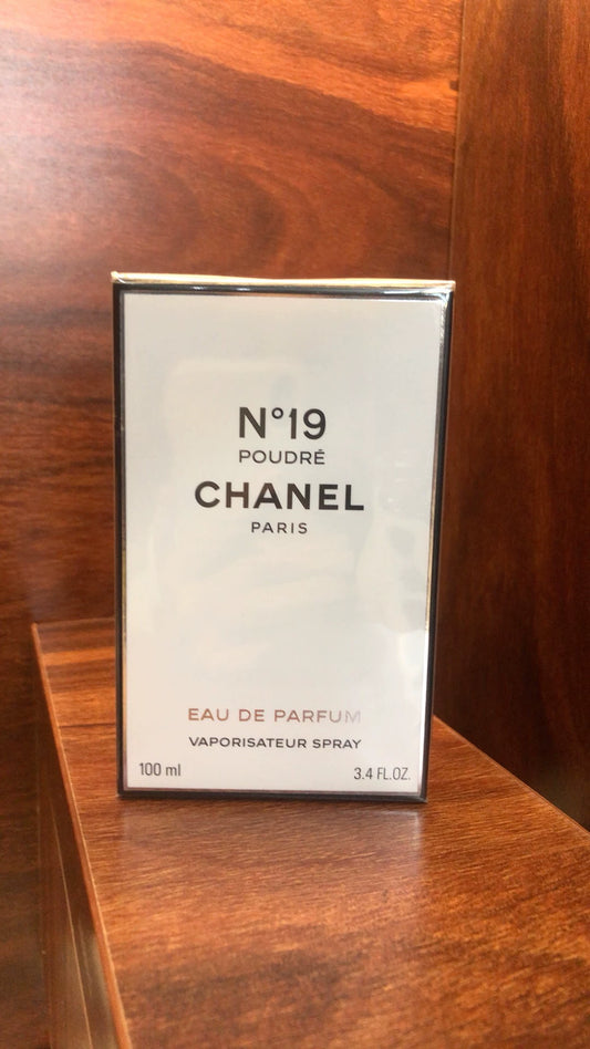 100326-117 Chanel N19 Fresh Elegant Perfume 100ML  3.4oz