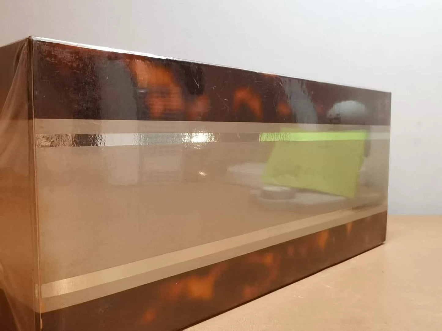 220226-41 Molyneux vivre 90ml 3 oz