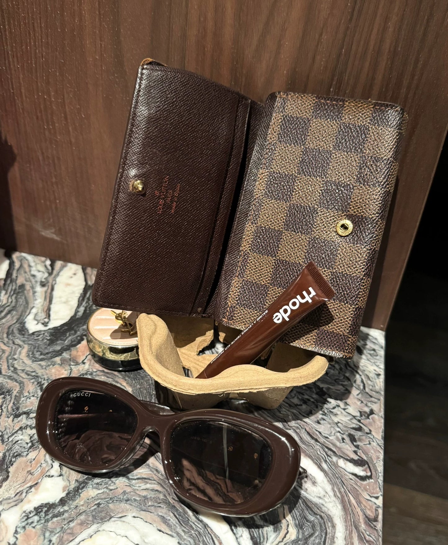 150626-bag-44 lv cheerboard wallet