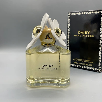 111125-38 Marc Jacobs Eau de Toilette EDT 100ml 3.4oz