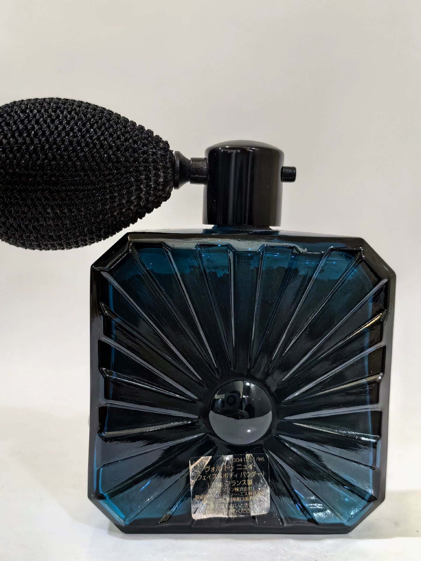 041125-70 Guerlain 17.5 g Vol de nuit powder