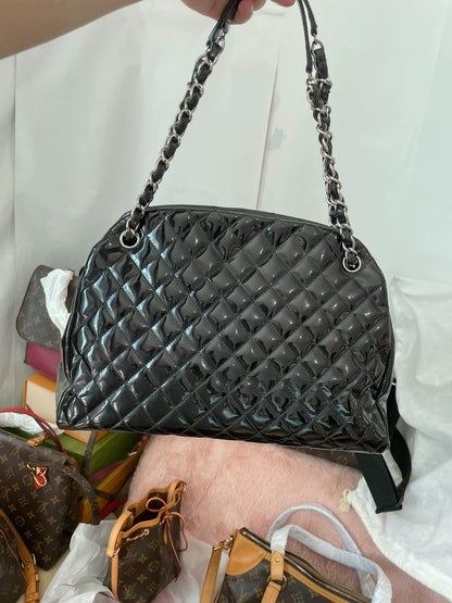 221124-4 Chanel Mademoiselle bowling bag chain shoulder bag