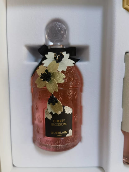 250826-55 Guerlain Avenue of Cherry Perfume 125ml 4.2 oz