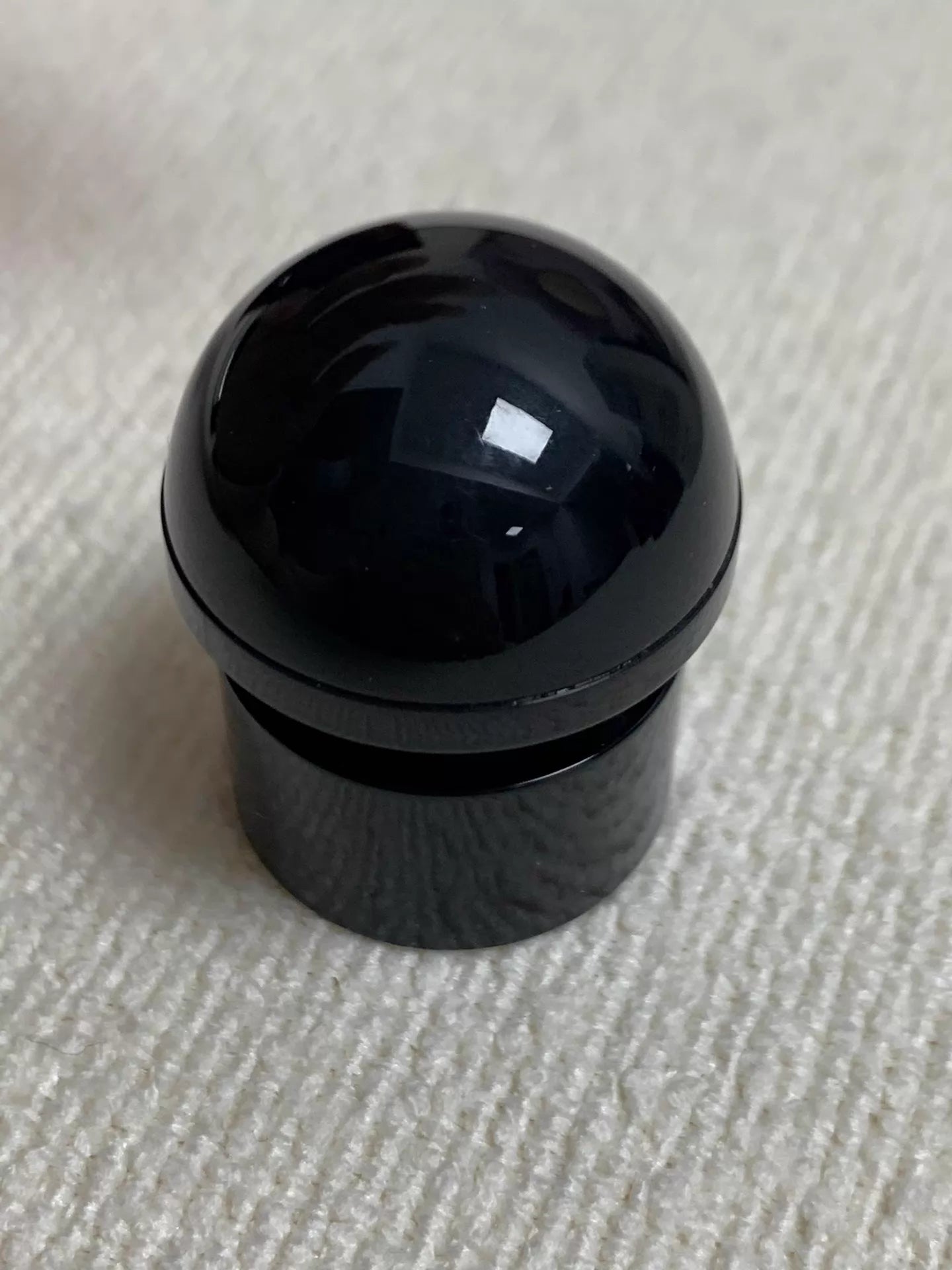 240326-11 Yves Saint Laurent Black Opium Scarlet 30ml