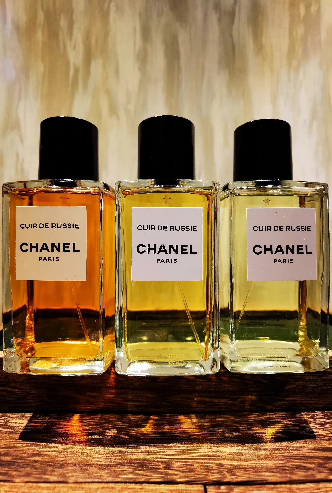 241025-37 Chanel Cuir de Russie Eau de Parfum 200ml 6.8 oz