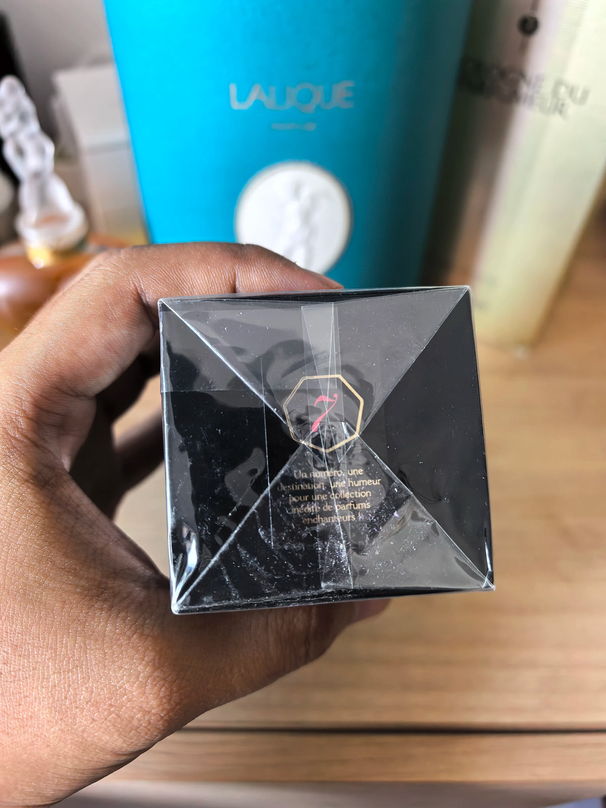 200926-32 L'Artisan Parfumeur France Parfum