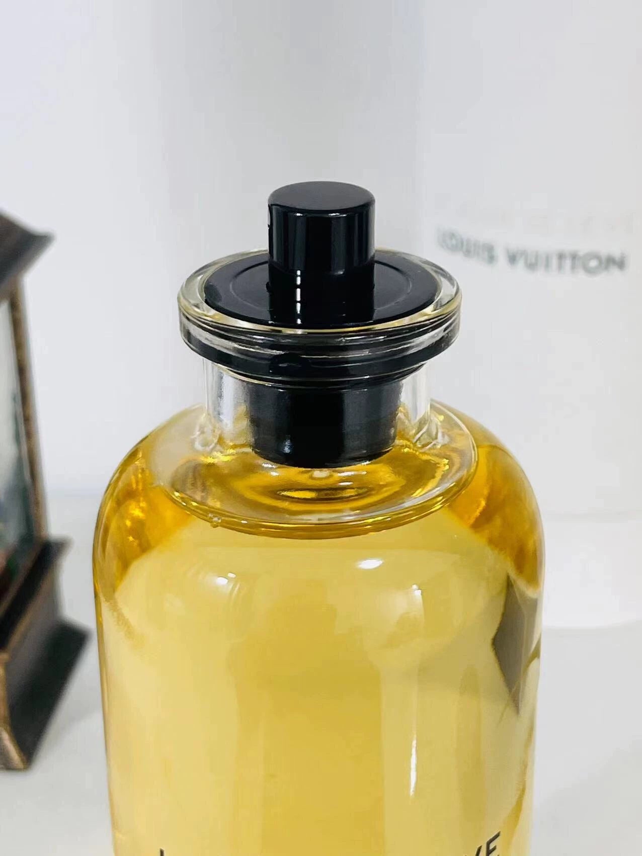 010426-218 lv Louis Vuitton 200ml 6.8 oz