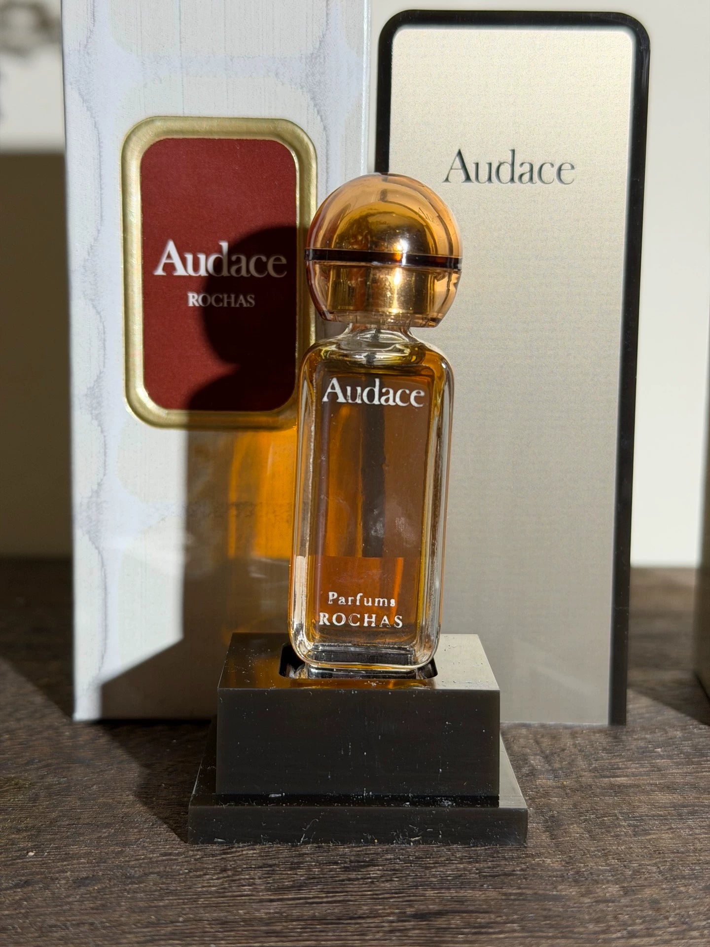 210426-12 Rosa Rochas Parfum
