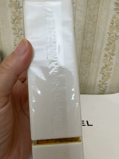 060126-24 Tom Ford White Suede EDP eau de parfum 100ml 3.4 oz