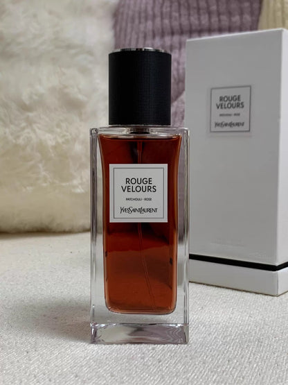 260323-8 Yves Saint Laurent red velvet box 125ml