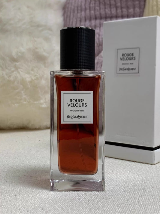 260323-8 Yves Saint Laurent red velvet box 125ml