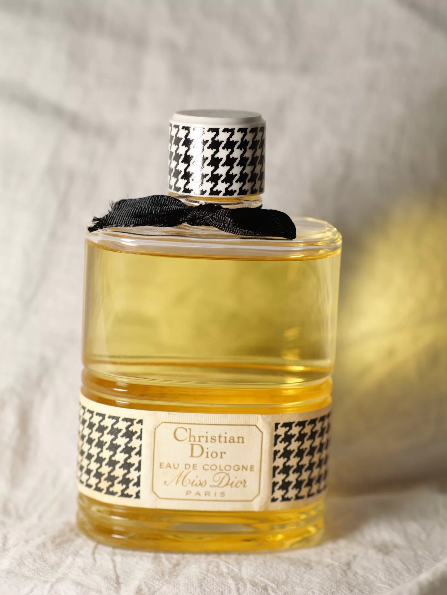 040826-91 Dior Miss without box 240ml 8.1 oz