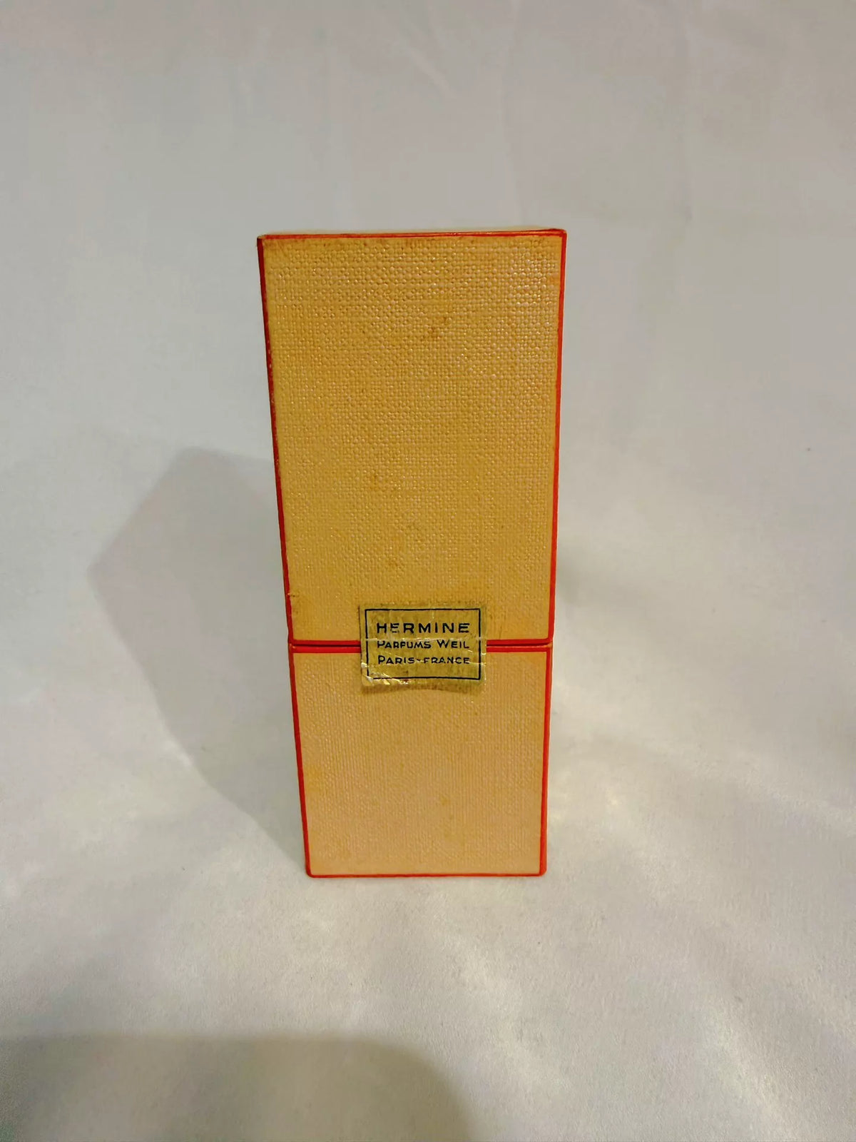 081026-113 Weil Hermine Parfum