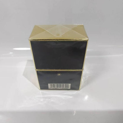 020926-569 Chanel coco women
