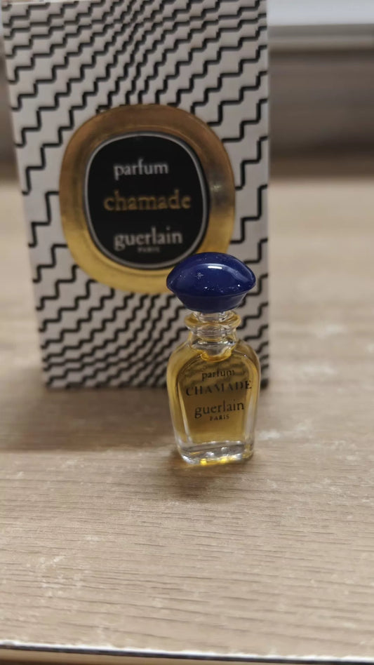 190426-94 Guerlain chamade drum 1ml 0 oz