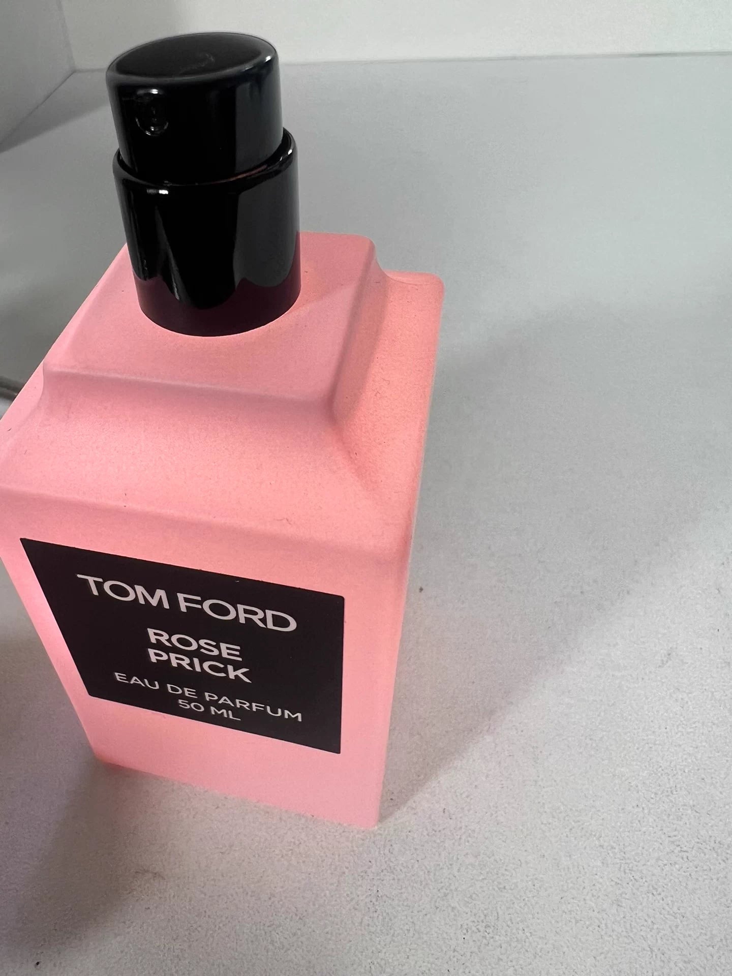 220226-16 Tom Ford TF thorn rose 50ml 1.7 oz