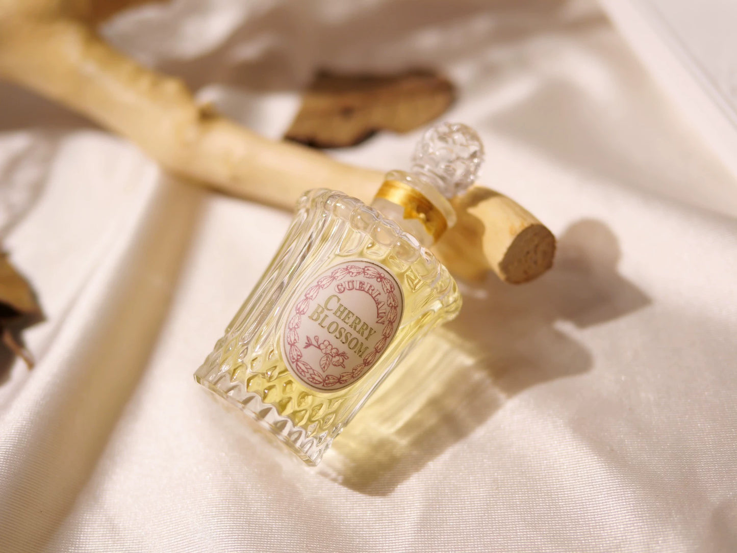 011225-50 Guerlain Cherry Blossom Eau de Toilette EDT 30ml 1.0oz