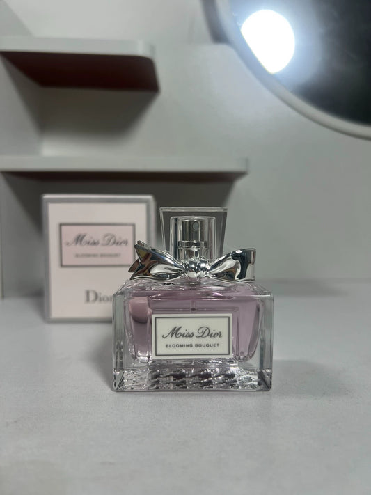 270726-47 Dior Sweetheart with box Parfum 30ml 1 oz