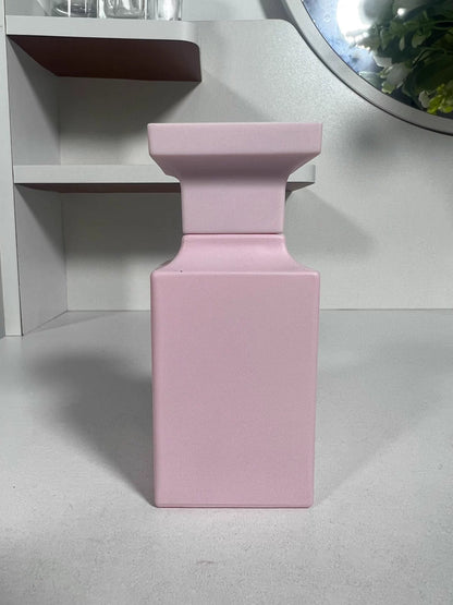 220226-16 Tom Ford TF thorn rose 50ml 1.7 oz