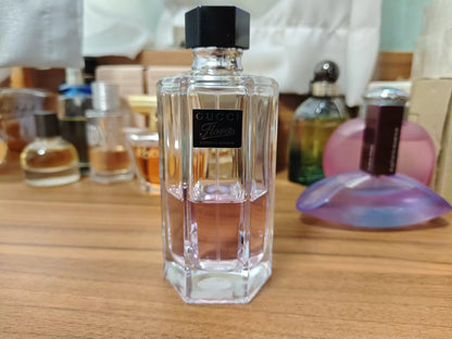 040926-26 Gucci Gardenia perfume. Perfume 100ml 3.4 oz