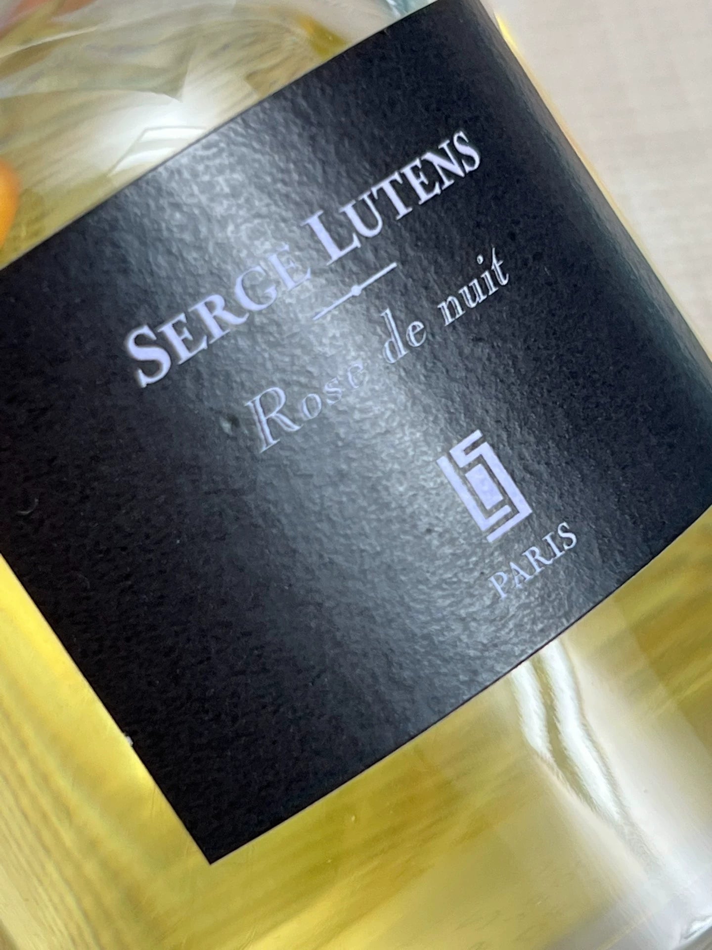 111125-5 Serge Lutens Eau de Parfum EDP 74ml 2.5oz