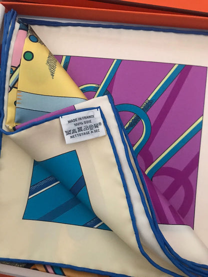 160826-scarf-24 Hermès Genuine silk scarf  90 x 90 cm