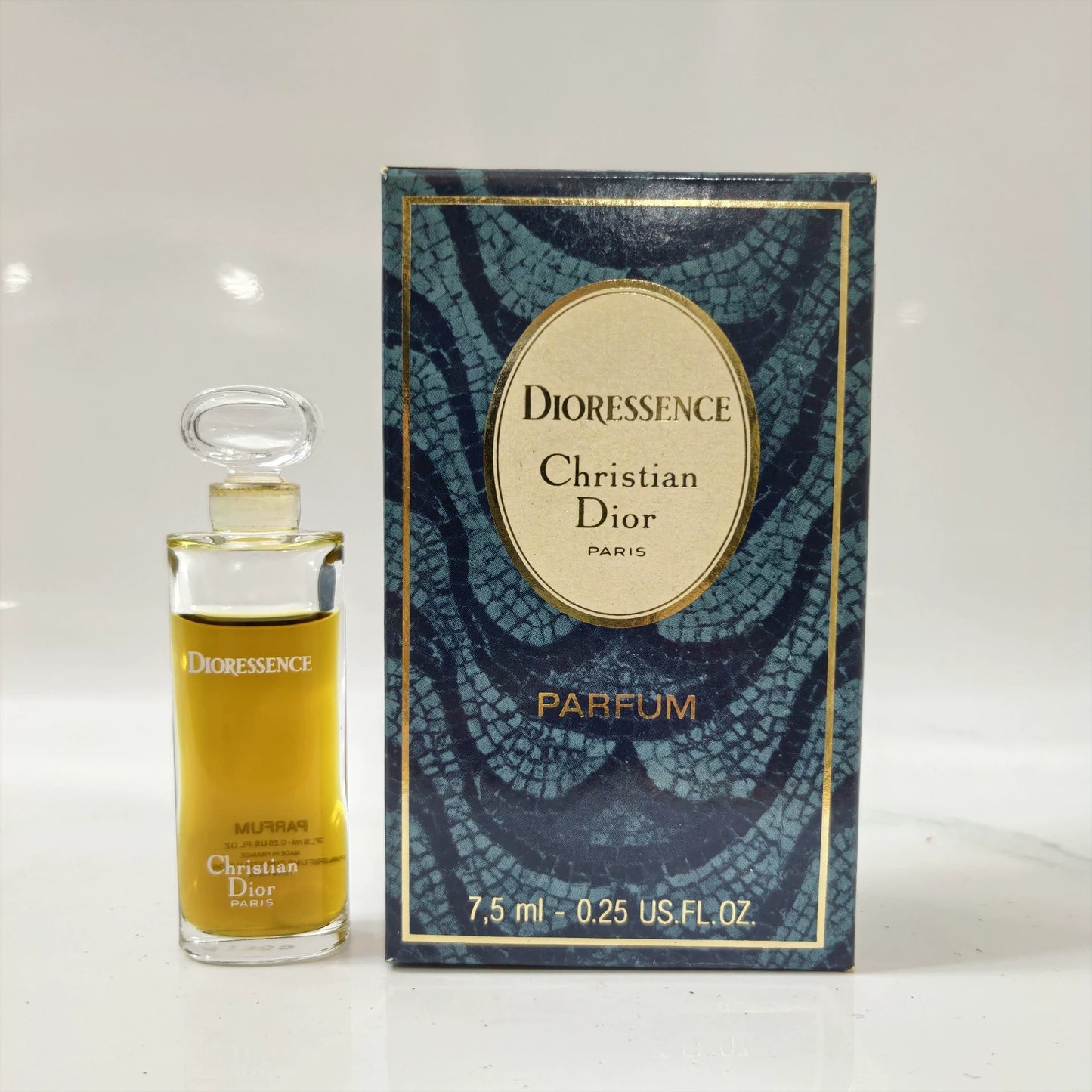 100826-63 Dior Essence 7. 5ml 0.2 oz