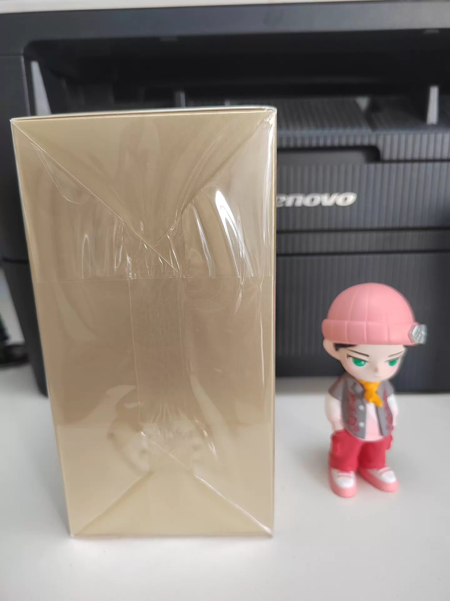 010926-18 Billie Eilish 1st Perfume 100ml 3.4 oz