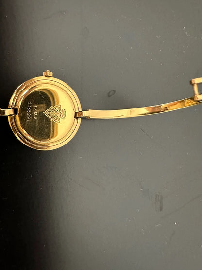 100926-98 Gucci vintage watch