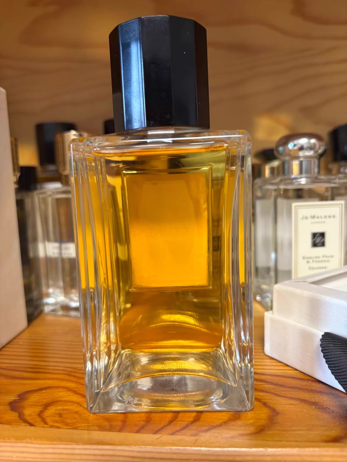 250226-62 CELINE La peau Nue 200ml  6.8 oz