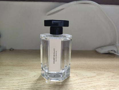 200926-7 L'Artisan Parfumeur Print Atticin Berry Field Parfum 150ml 5.1 oz
