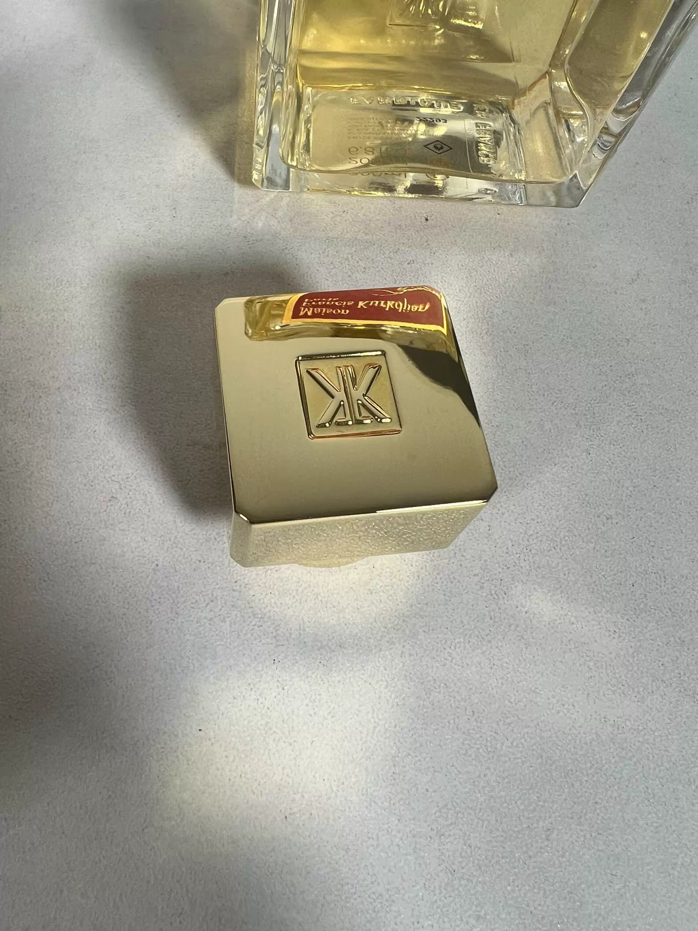 270726-116 Fanshi Kexiang MFK Parfum 200ml 6.8 oz