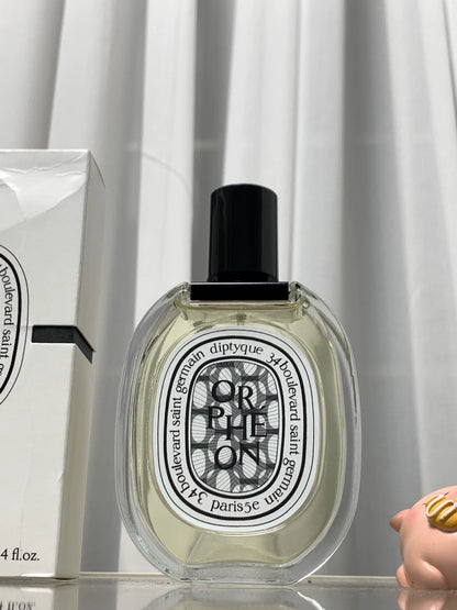 280726-108 There is box Parfum 100ml 3.4 oz