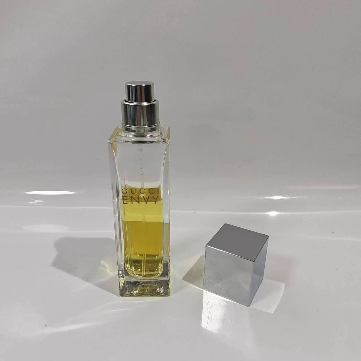 020926-483 Gucci Huang Jealousy