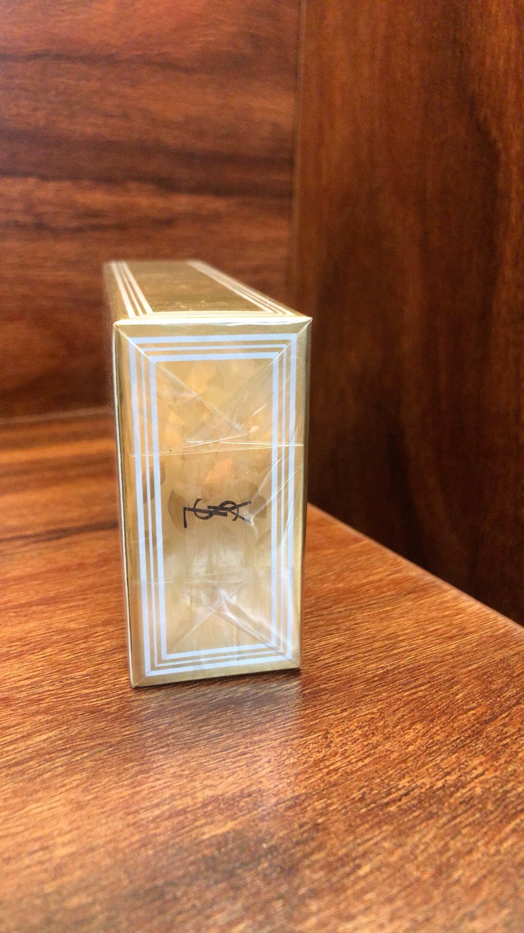 100326-118 Yves Saint Laurent YSL Cinema Kiss Perfume 50ML  1.7oz