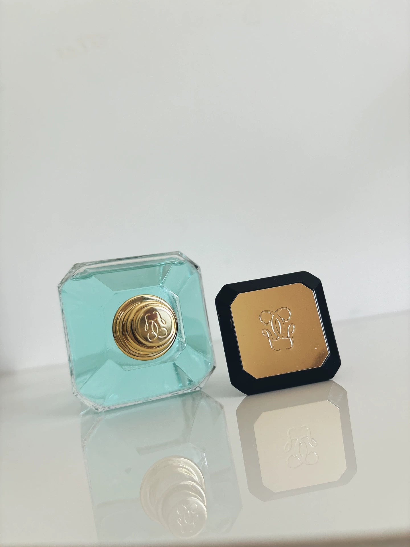 050126-100 Guerlain 200ml 6.8oz Herbes Troublantes