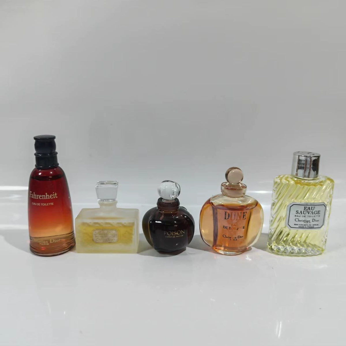 020926-297 Dior set box