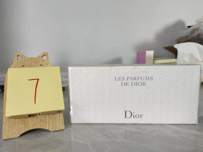 070826-2 Dior set