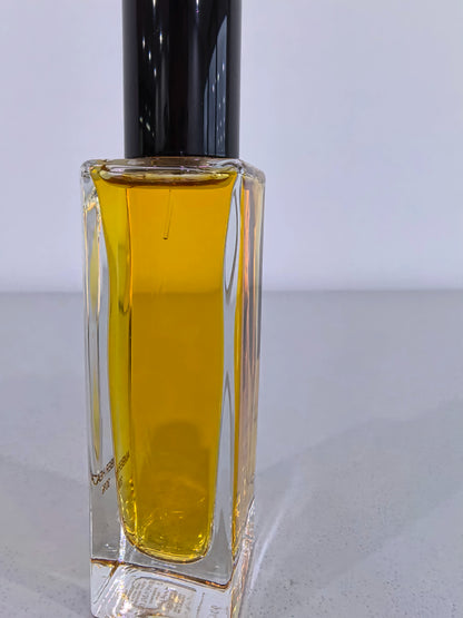 200826-46 Burberry Haute Couture Series EDP 30ml 1 oz