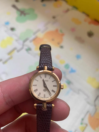 020426-watch-107 Gucci classic sandwich biscuit