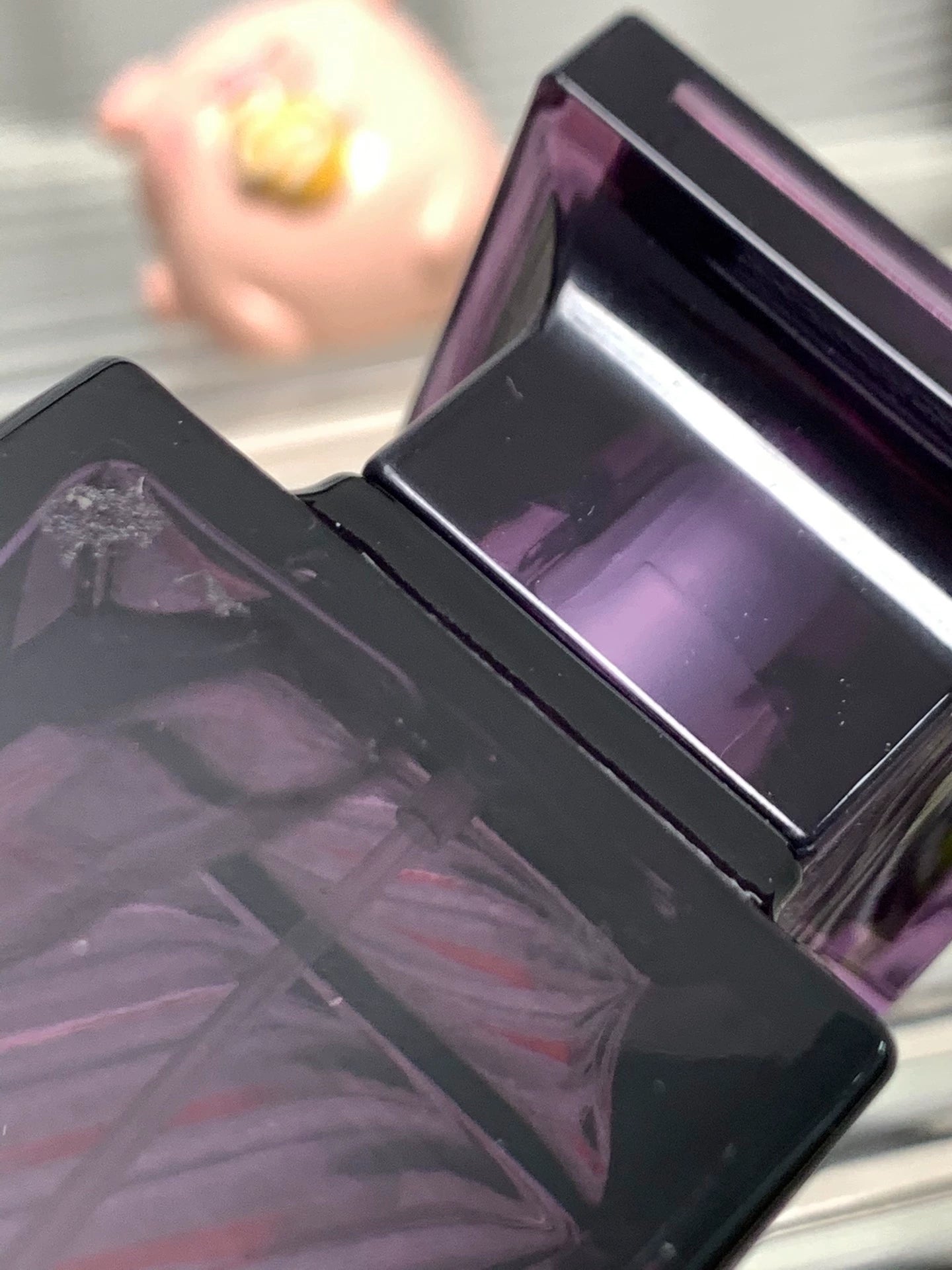 280726-138 Tom Ford Boxless Scarlet Ebony 50ml 1.7 oz