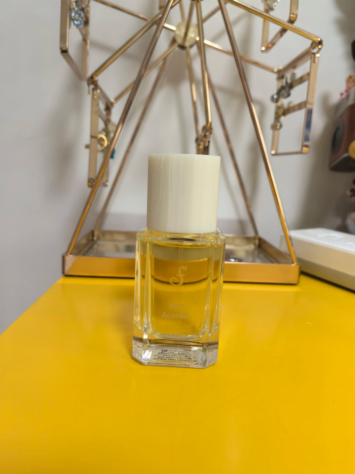 111026-85 Fueguia 1833 Seis Acordes Parfum 30ml 1 oz
