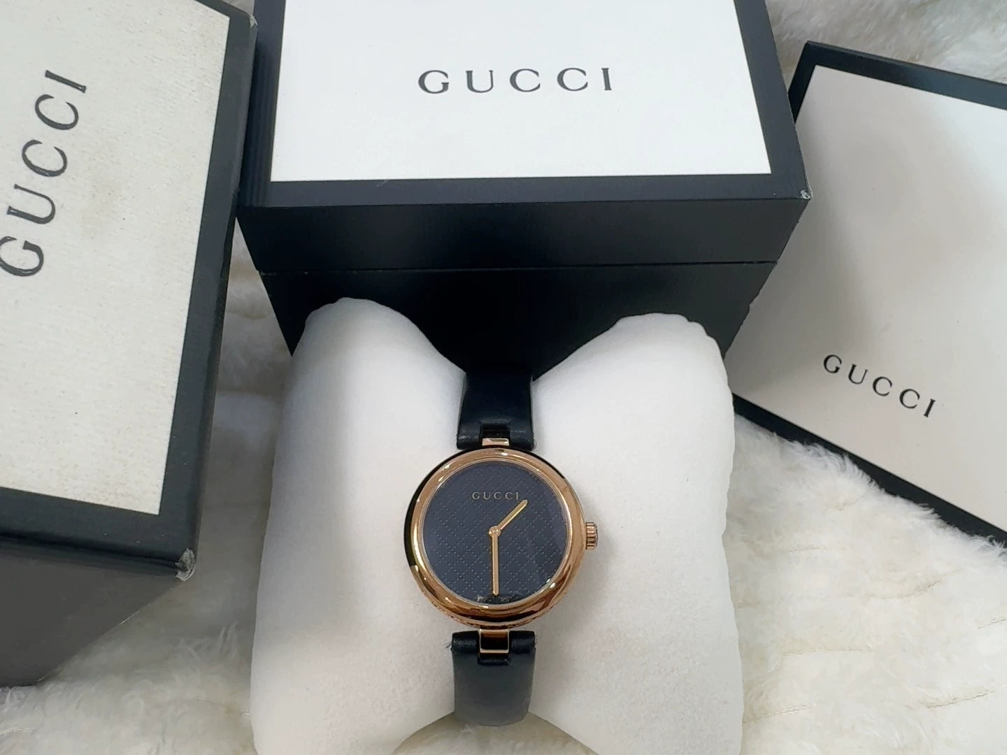 020426-watch-87 Gucci women watch rose