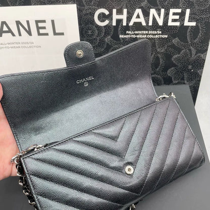 051124-37 Auth CHANEL CF CC Classic Long Flap Wallet