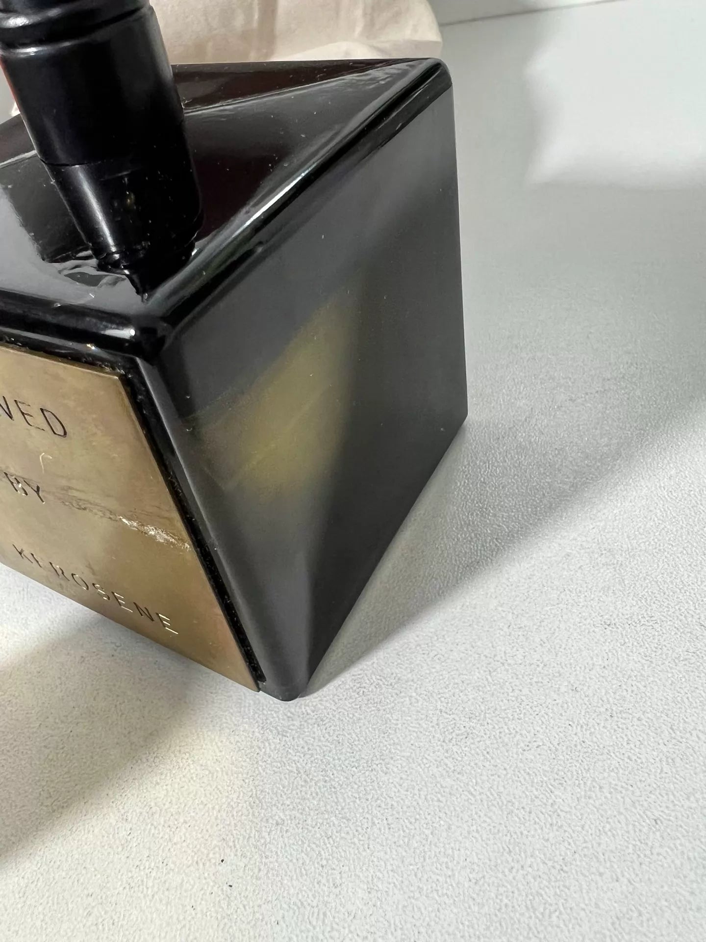 270726-35 Kerosene follows closely Perfume 100ml 3.4 oz
