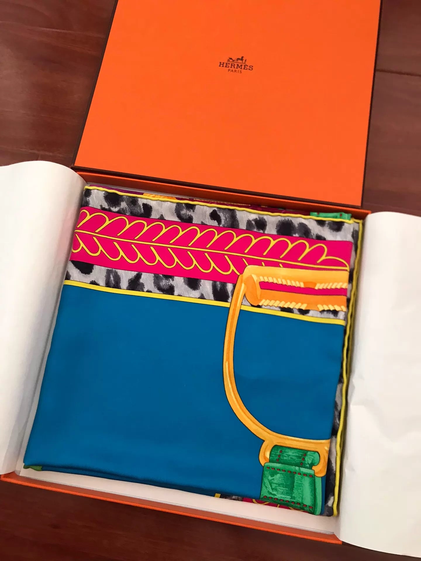 160826-scarf-10 Hermès Genuine silk scarf  90 x 90 cm