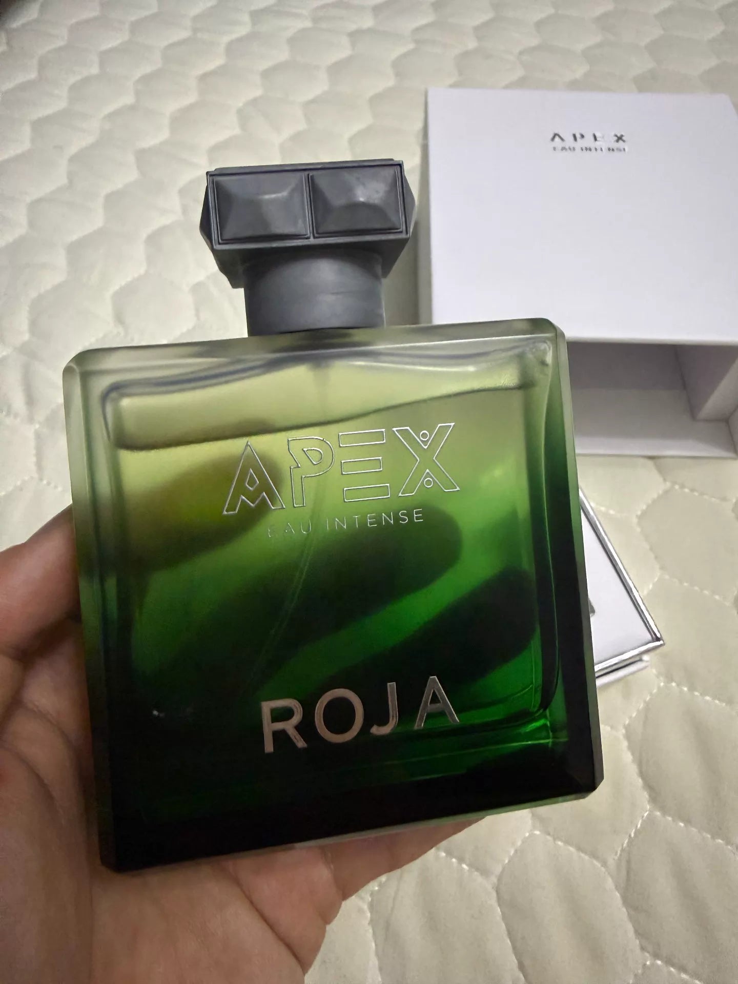 180826-60 Roja Delfin roja Parfum 100ml