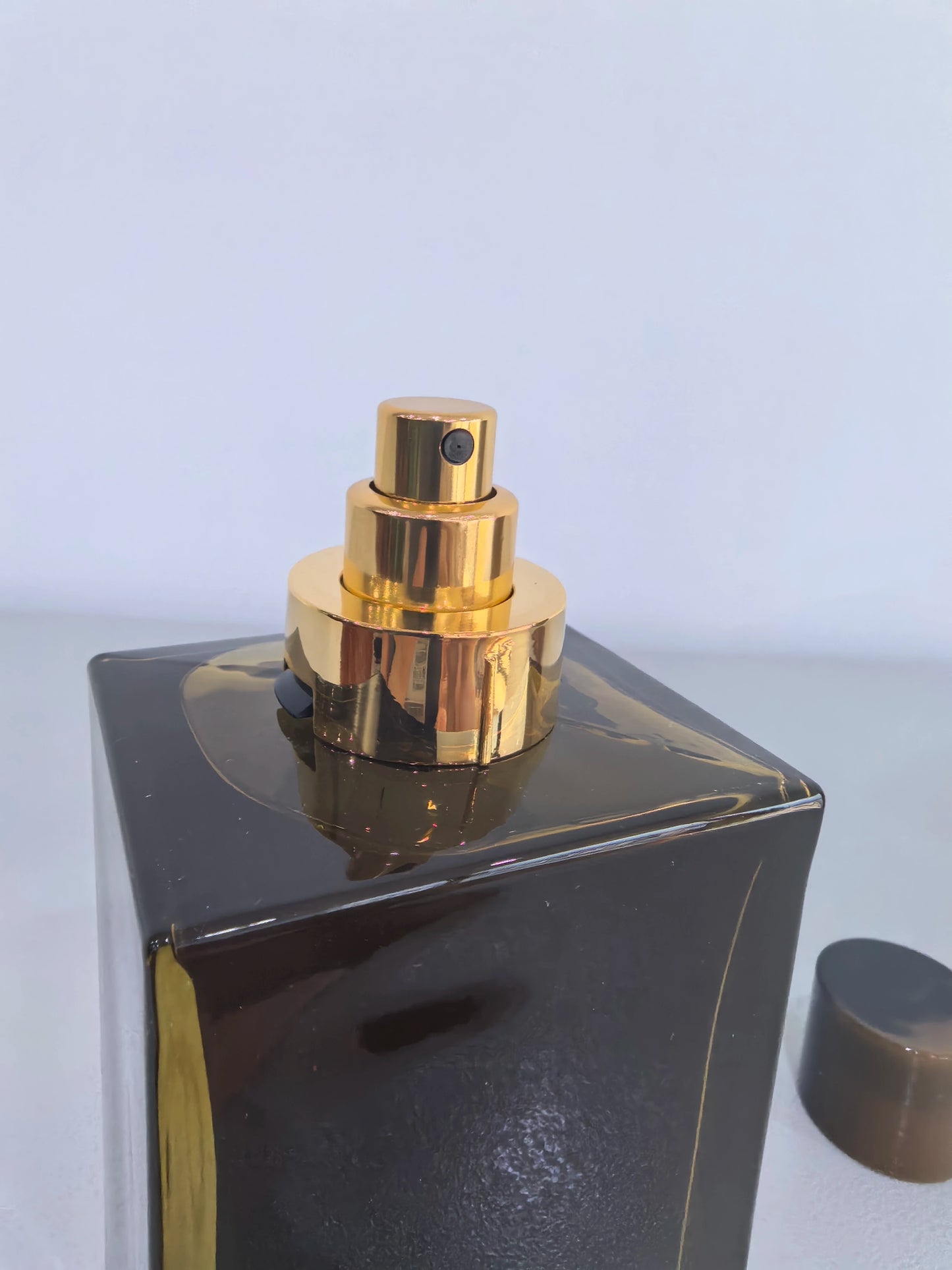 200826-39 Burberry Haute Couture Series EDP 150ml 5.1 oz